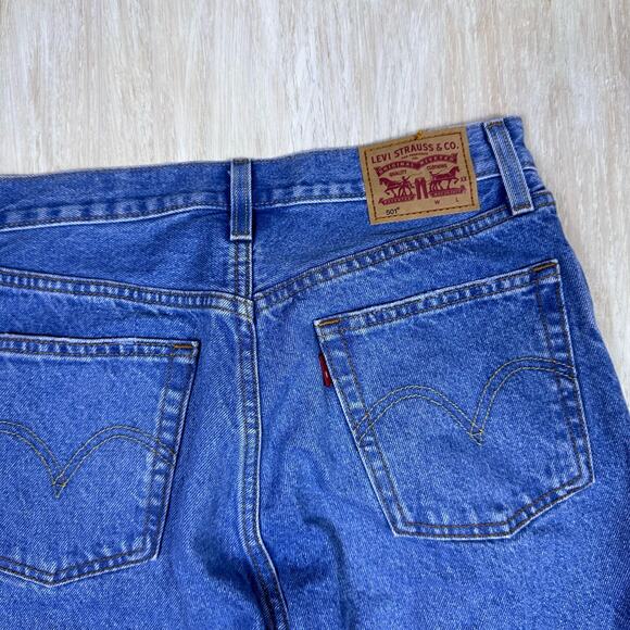 Levi's 501 Distressed Ripped Button Fly High Rise Denim Jeans Women's 26x30 - Picture 9 of 16